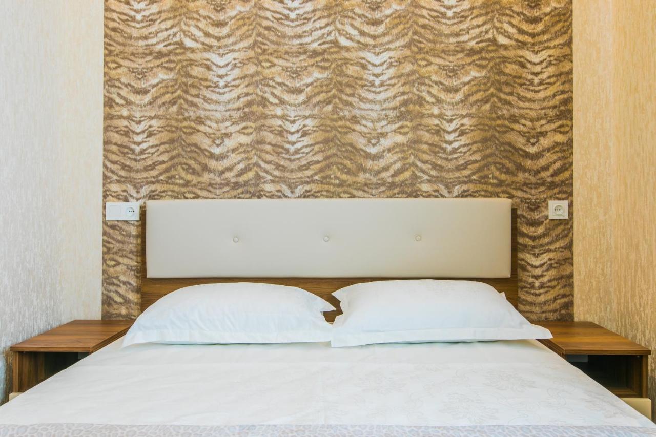 Sweet Home 6 Vip At Rustaveli Avenue Tiflis Exterior foto